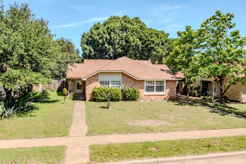7105 Pineberry Road, Dallas, TX 75249 — photo 2