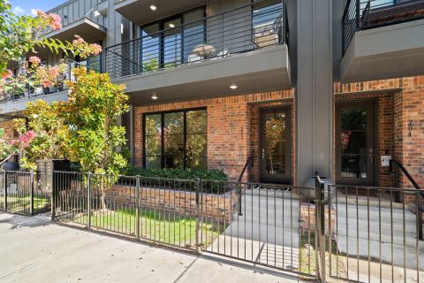 160 W Canty Street 203, Dallas, TX 75208 — photo 2