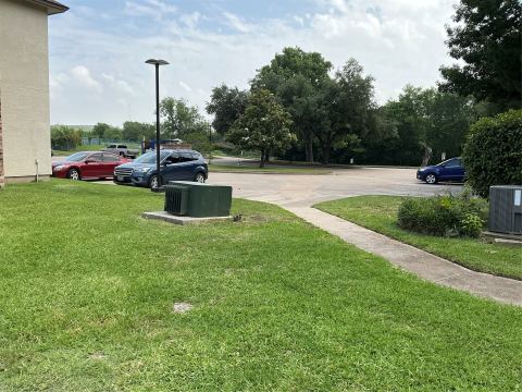 923 Turtle Lake Boulevard, Irving, TX 75060 — photo 2