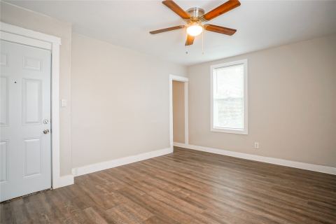 326 W Sears Street 202, Denison, TX 75020 — photo 3