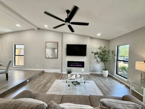 1810 Sandra Lane, Grand Prairie, TX 75052 — photo 3