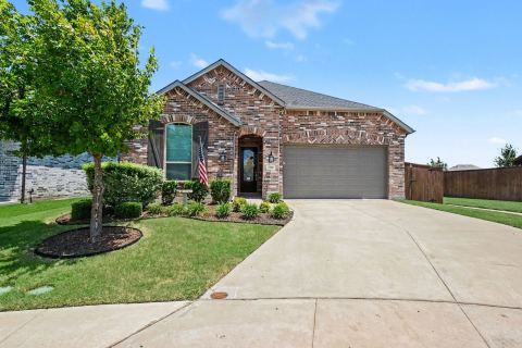 704 Highberry Drive, Anna