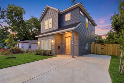 2906 Swanson Street, Dallas, TX 75210 — photo 2