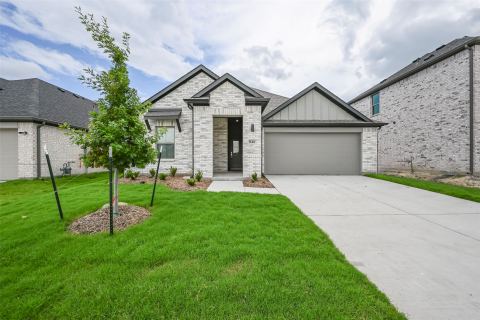 946 Olive Drive, Lavon