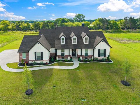 133 Aiden Drive, Waxahachie, TX 75165 — photo 2