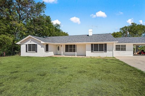 1700 Marti Drive, Burleson, TX 76028 — photo 3