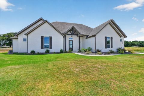 1005 Ronnie Court, Springtown