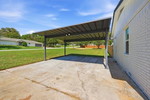 703 E Sears Street, Denison, TX 75021 — photo 3