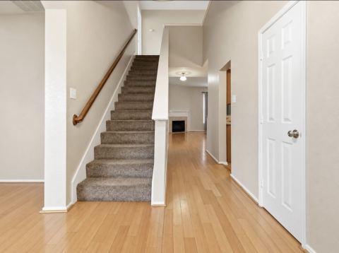 1048 Twin Brooks Drive, Grand Prairie, TX 75052 — photo 2