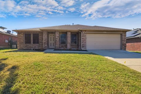 1015 Richmond Lane, Forney
