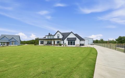 1096 Timber Hills Drive, Weatherford, TX 76087 — photo 3