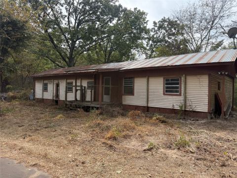 151 County Road 1421, Quitman