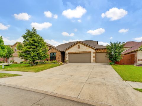 2012 Brenham Drive, Forney