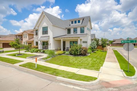 140 Mckinley Drive, Burleson, TX 76028 — photo 2