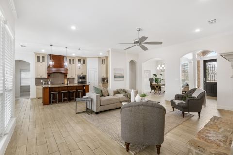 10909 Chriswood Drive, Crowley