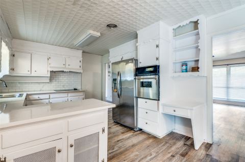 5613 Waltham Avenue, Fort Worth, TX 76133 — photo 2