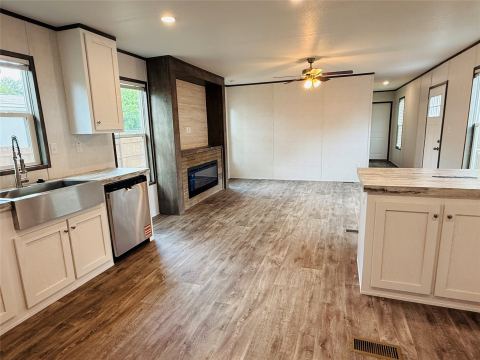 3003 Elmwood Drive, Granbury, TX 76048 — photo 3