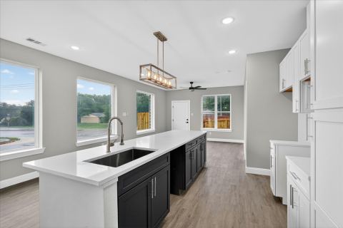808 Premier, Grand Prairie, TX 75051 — photo 3