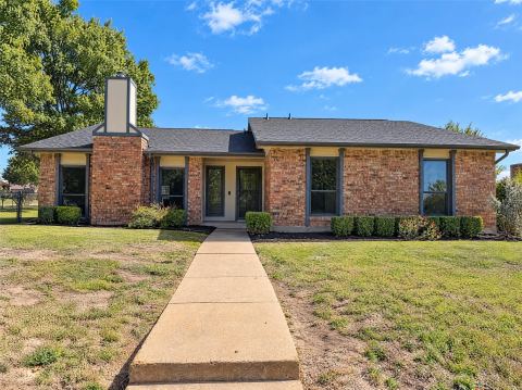 1226 Sequoia Drive, DeSoto