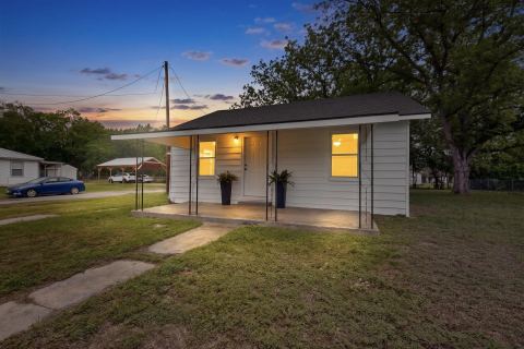 313 Fm 316 S, Eustace