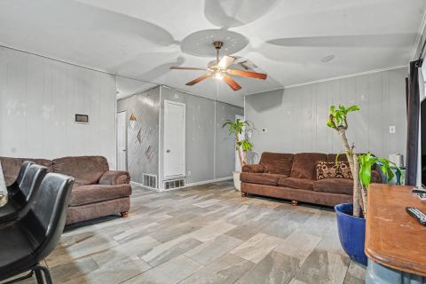 310 Blueberry Drive, Duncanville, TX 75116 — photo 2