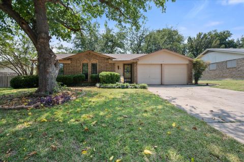 823 Quail Terrace, Mansfield