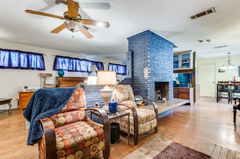 3722 Devonshire Court W, Irving, TX 75062 — photo 3