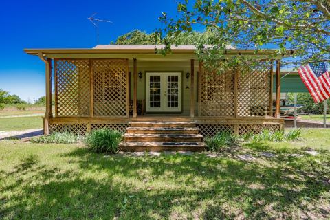 1830 FM 288, Quitman