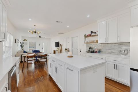 5911 E Grand Avenue, Dallas, TX 75223 — photo 2