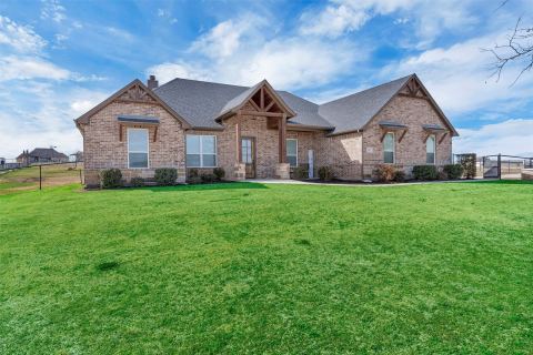 2037 Pinnell Prairie, Weatherford