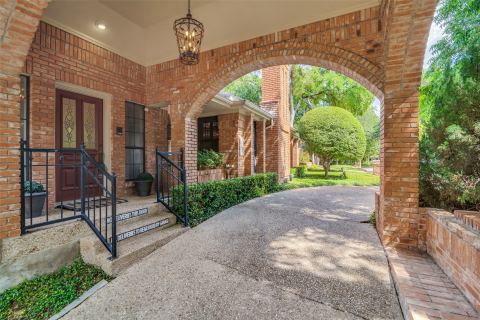 16028 Chalfont Place, Dallas, TX 75248 — photo 3