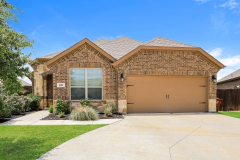 105 Gentle Circle Way, Royse City