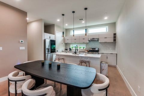 145 N Henderson Avenue 104, Dallas, TX 75214 — photo 2