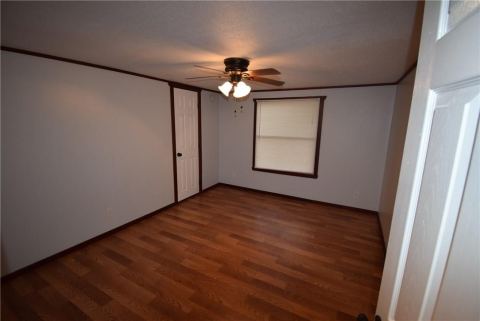 6814 Smoke Lane, Scurry