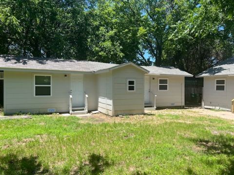 1513 Panhandle Street B, Denton