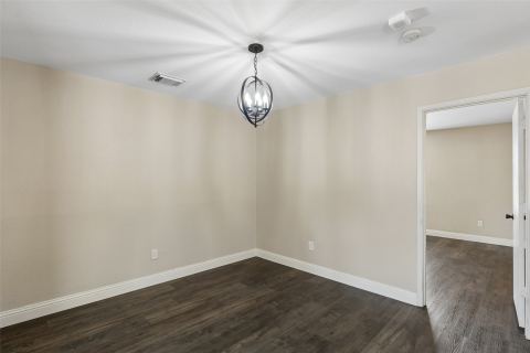 2034 Peregrine Court, Lewisville, TX 75077 — photo 3