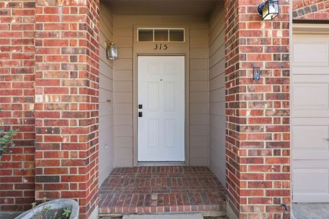 315 Londonderry Lane, Mansfield, TX 76063 — photo 3