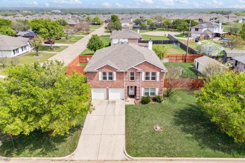 1040 Canyon Drive, Justin, TX 76247 — photo 2