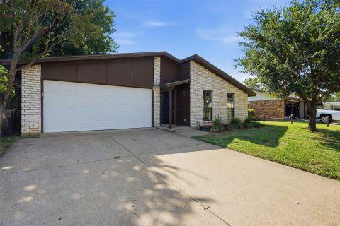 2711 Treeview Drive, Arlington, TX 76016 — photo 3