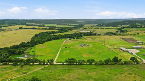 660 County Road 127, Stephenville, TX 76401 — photo 2