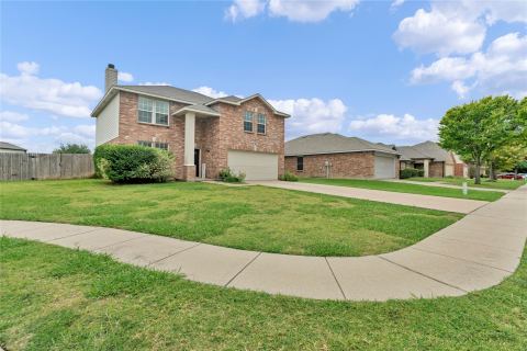 1301 Erin Court, Burleson, TX 76028 — photo 3