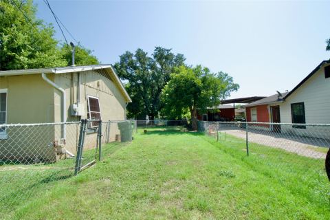2015 N 12th Street, Waco, TX 76708 — photo 3