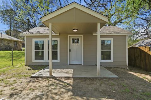 613 Bryan Street, Weatherford