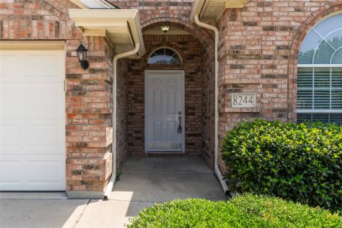 8244 Edgepoint Trail, Fort Worth, TX 76053 — photo 3