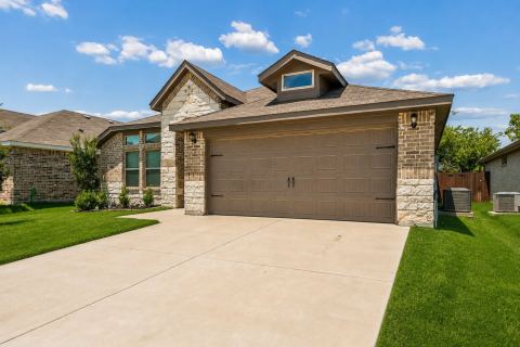9916 Mescalbean Boulevard, Fort Worth, TX 76036 — photo 3