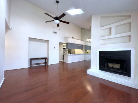 7525 Holly Hill Drive 10, Dallas, TX 75231 — photo 2