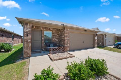 2560 Russell Street, Crandall, TX 75114 — photo 2