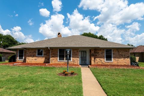 104 Cedar Springs Boulevard, Sulphur Springs