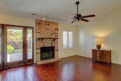 2109 Brook Mount Court, Carrollton, TX 75006 — photo 3