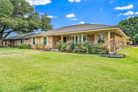 1606 Clear Point Drive, Garland, TX 75041 — photo 3